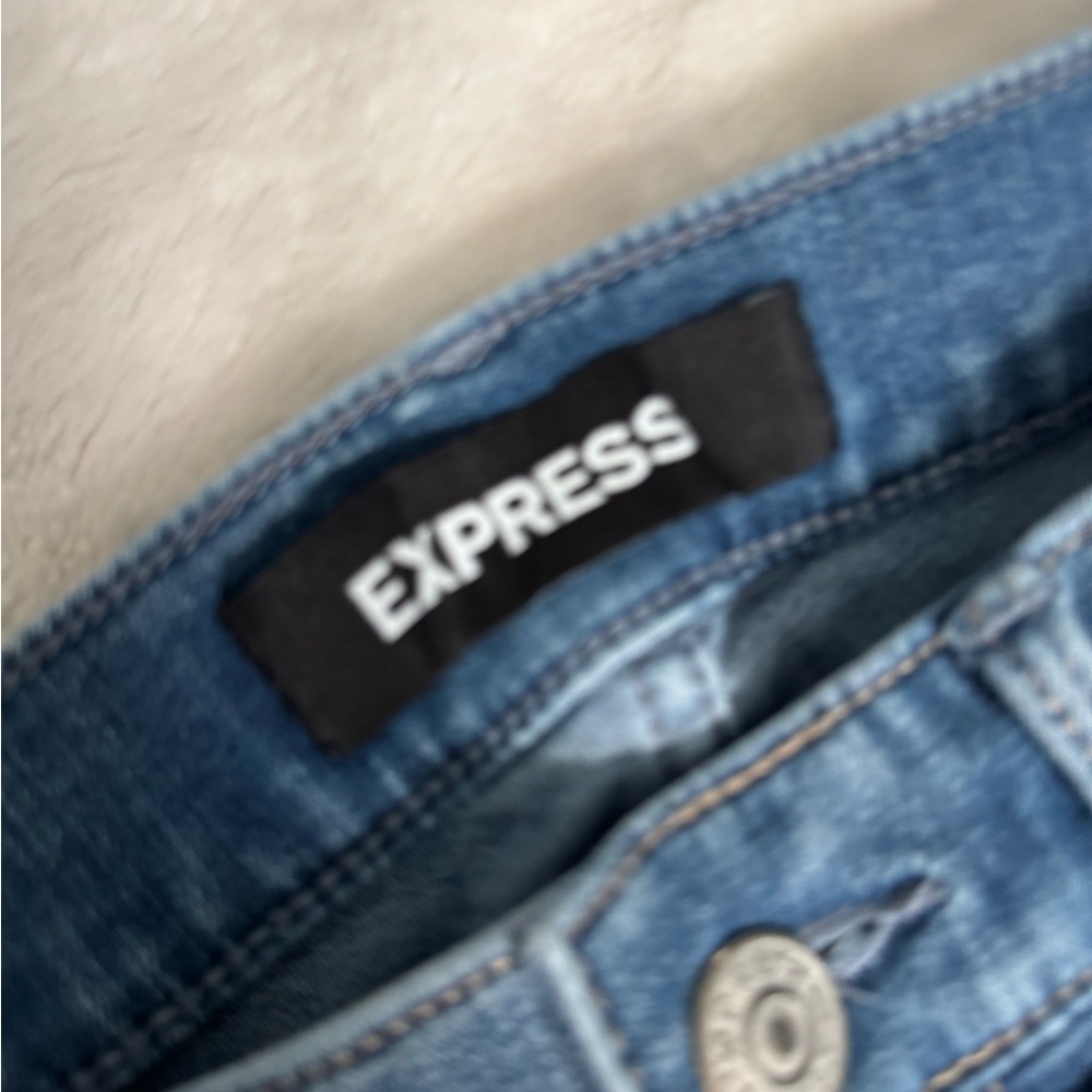 EXPRESS Mid Rise Skinny Cropped Jean - Picture 5 of 11